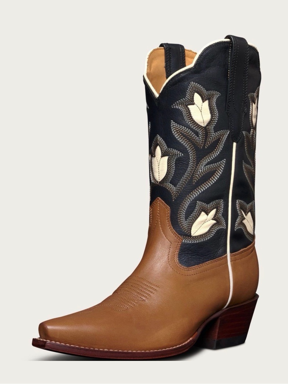 ISO Tecovas Sadie Tulip, size 8